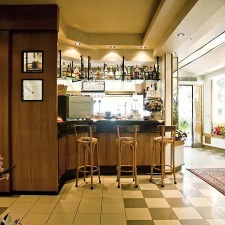 伯纳酒店 伊拉克里亚马勒