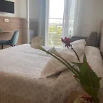 호텔 Berna 3*