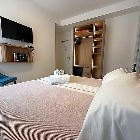 Hotel Berna 3*